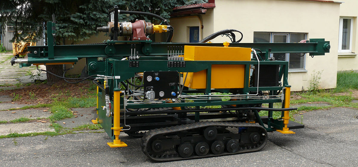 Lomové vrtné soupravy Stastr Čáslav, s.r.o.